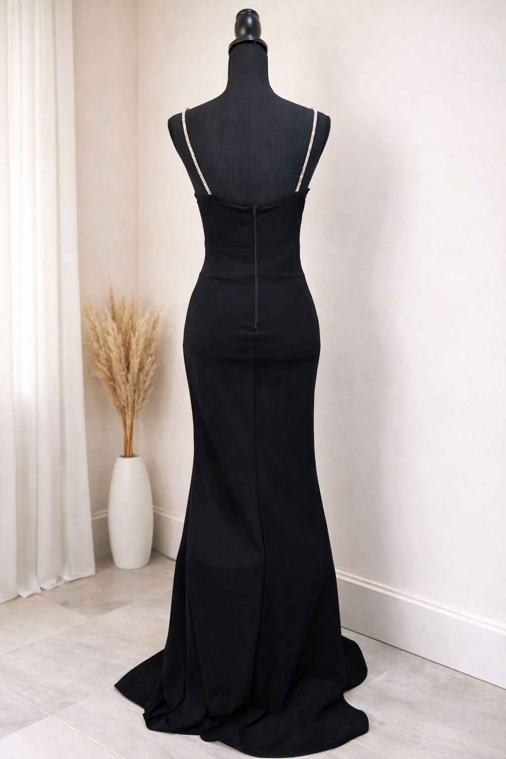 NOIR ÉLISE - Elegant. Seductive. Timeless.